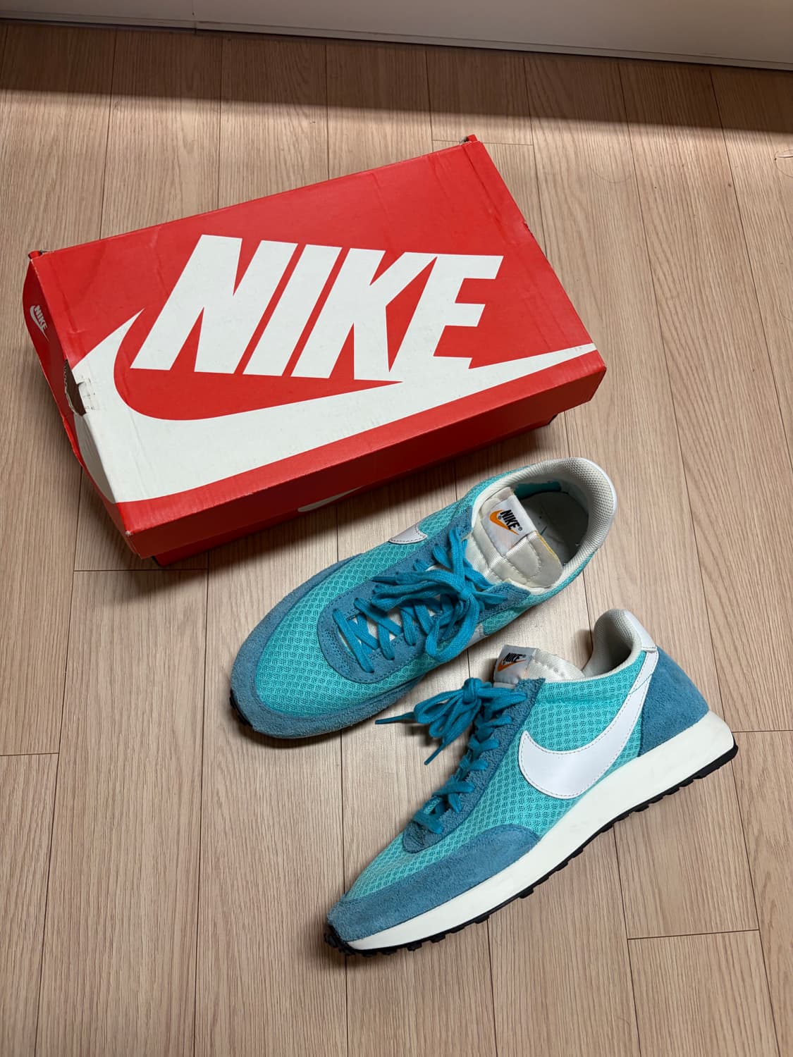 나이키 에어 테일윈드79 사이즈275 상품이미지2