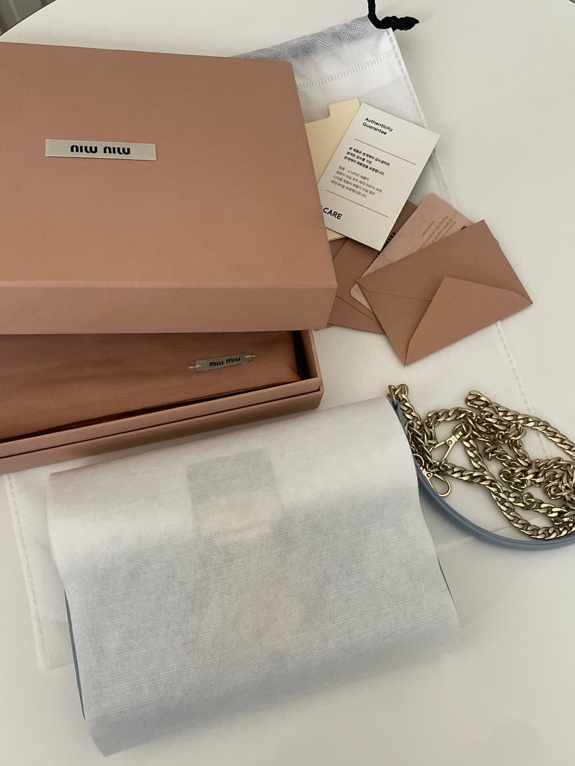 미우미우 마테라쎄 체인 크로스백 상품이미지10