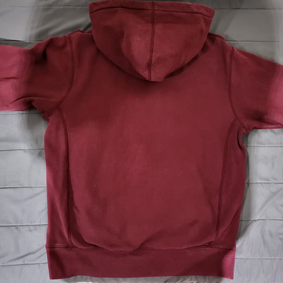 슈프림 17FW 센터피스 버건디 후드 상품이미지4