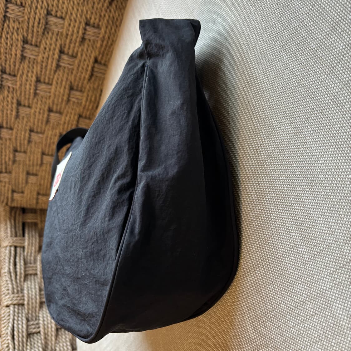 마스마룰즈 하프문 크로스백 블랙 상품이미지5