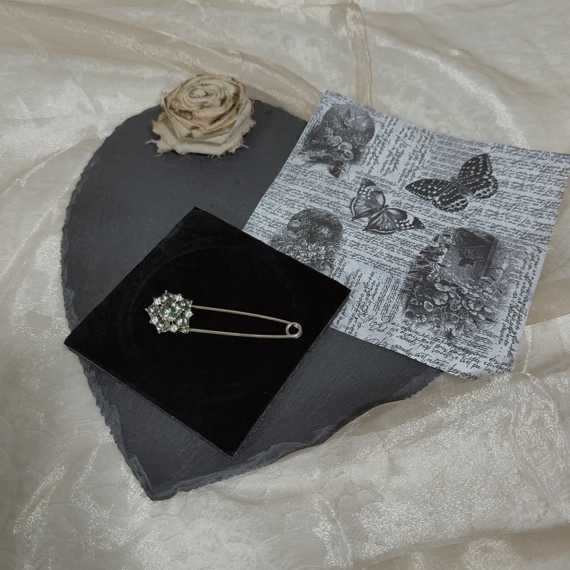 빈티지 오리엔탈  종이 클립 플라워 브로치 상품이미지1