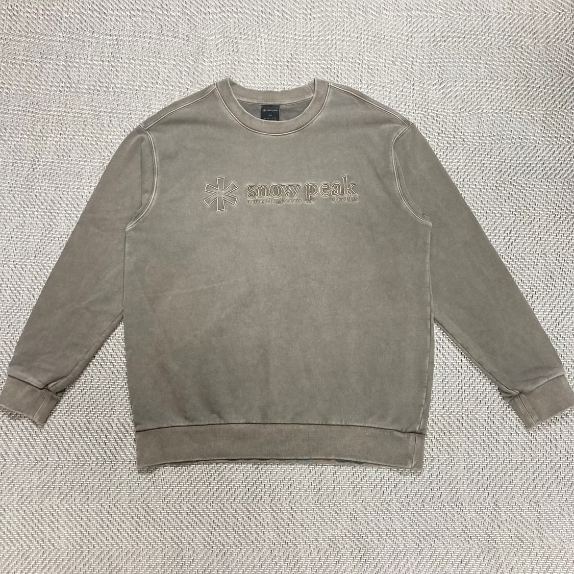 (105)스노우피크 피그먼트 맨투맨 상품이미지1