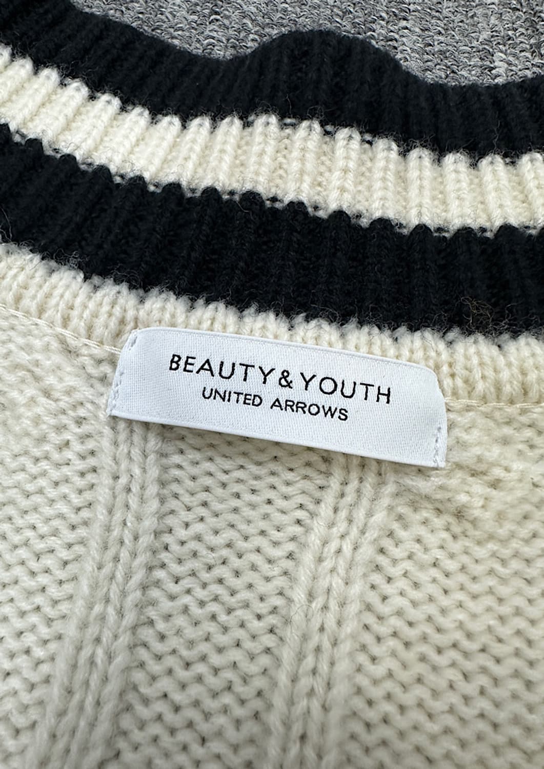 유나이티드 에로우즈 오버핏 니트 상품이미지4