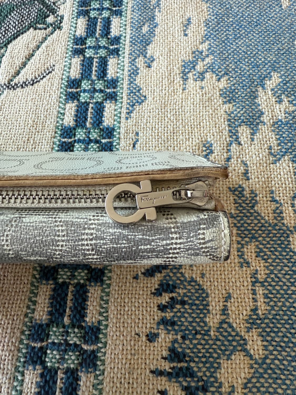 살바토레 페라가모(Salvatore Ferragamo)장지갑(ITALY) 상품이미지5