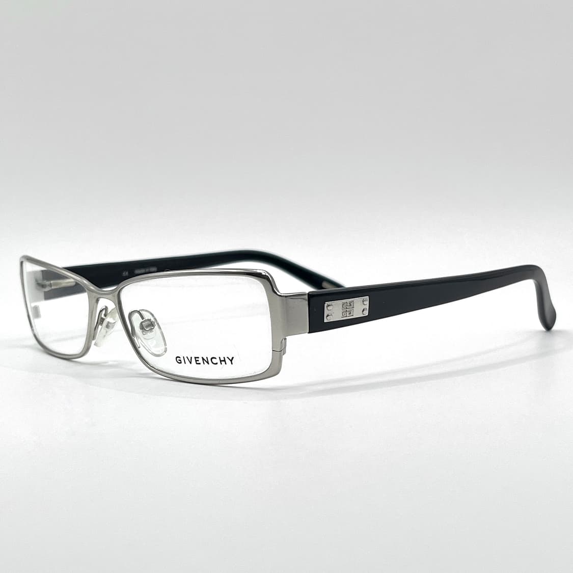 GIVENCHY 지방시 메탈 플레이트 안경 상품이미지1