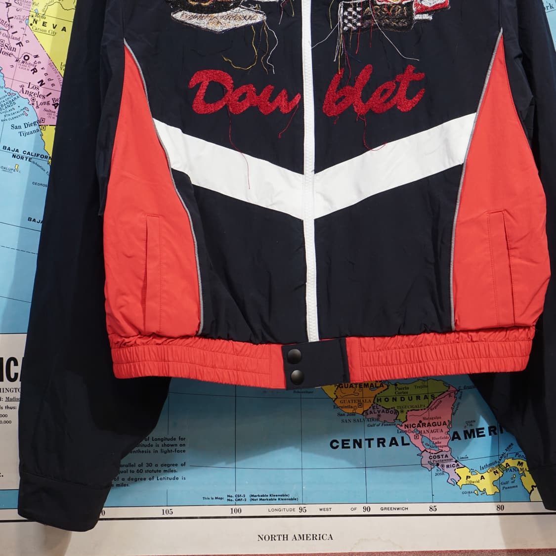 더블렛 자수 패치워크 트랙 자켓 상품이미지6