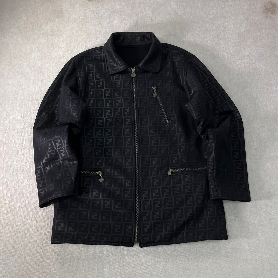 100 펜디 주카패턴 리버시블 자켓 상품이미지1