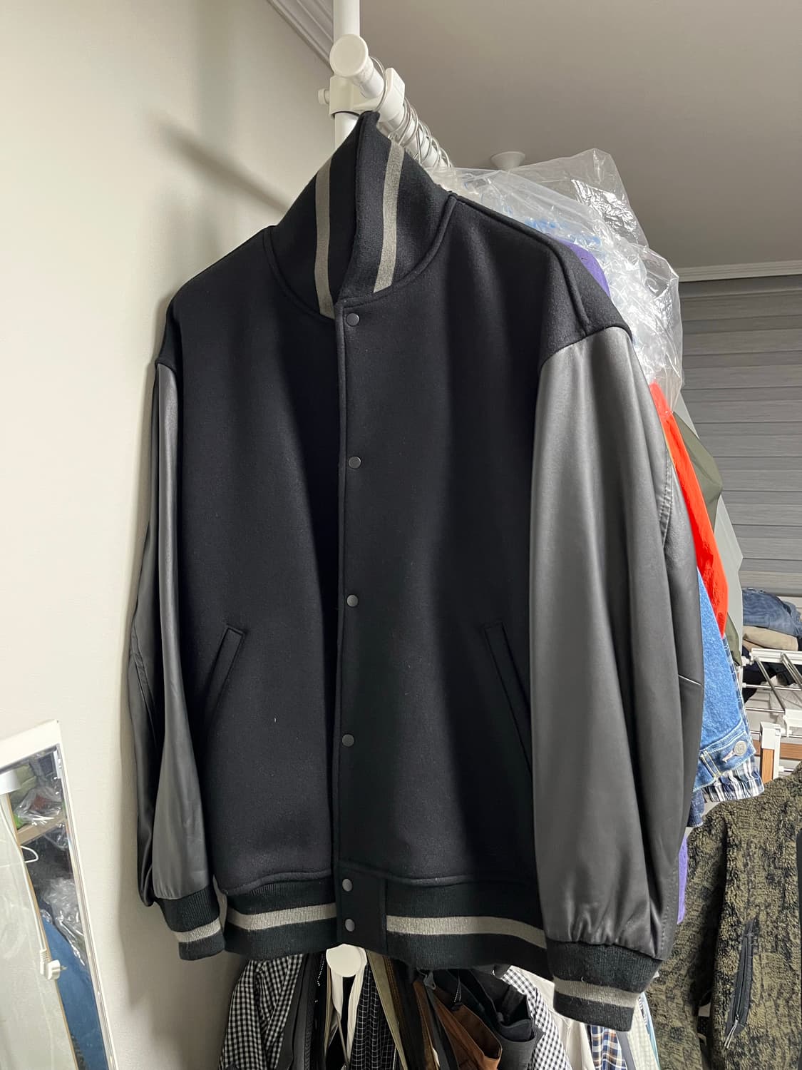 그라프페이퍼 바시티 멜톤 스타디움 자켓 2사이즈 팝니다 상품이미지1