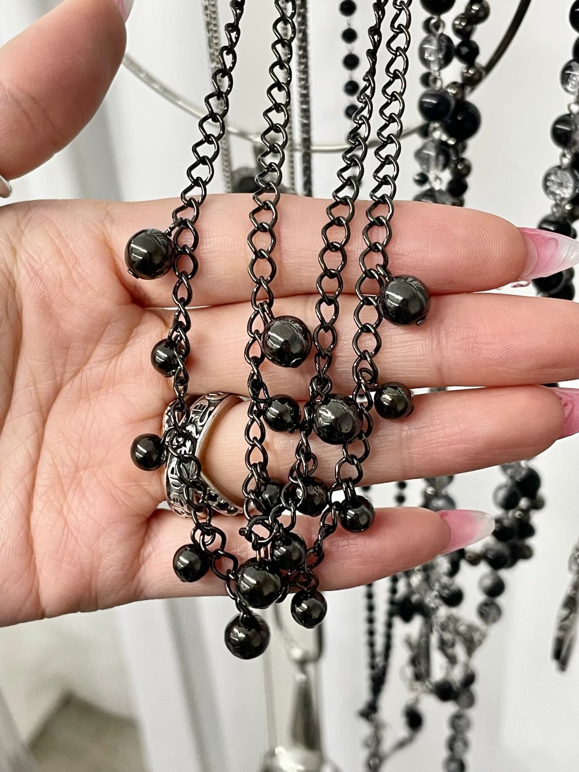 블랙 드롭 레이어드 네크리스 상품이미지2