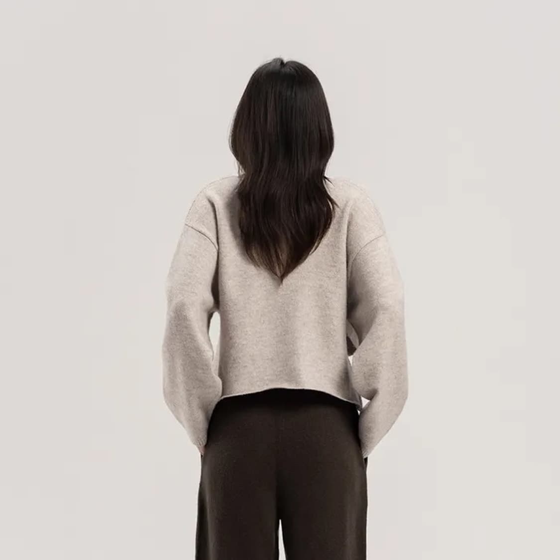 부디 무드라 크로스 풀오버 베이지 상품이미지2