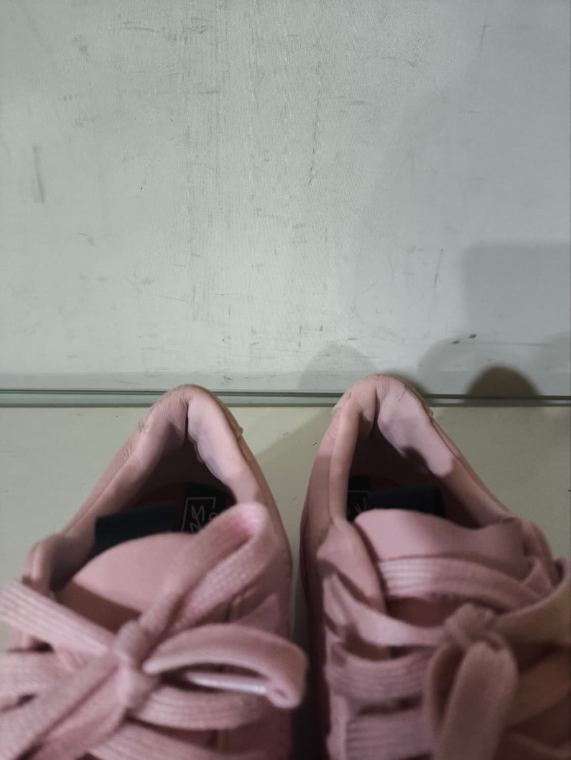 220mm 아디다스 슬릭 디바 레드 켄달제너 스니커즈 상품이미지5