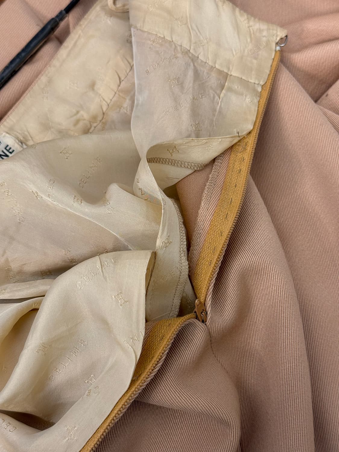 90s Italy Vintage CELINE Gold Chain Plea 상품이미지10