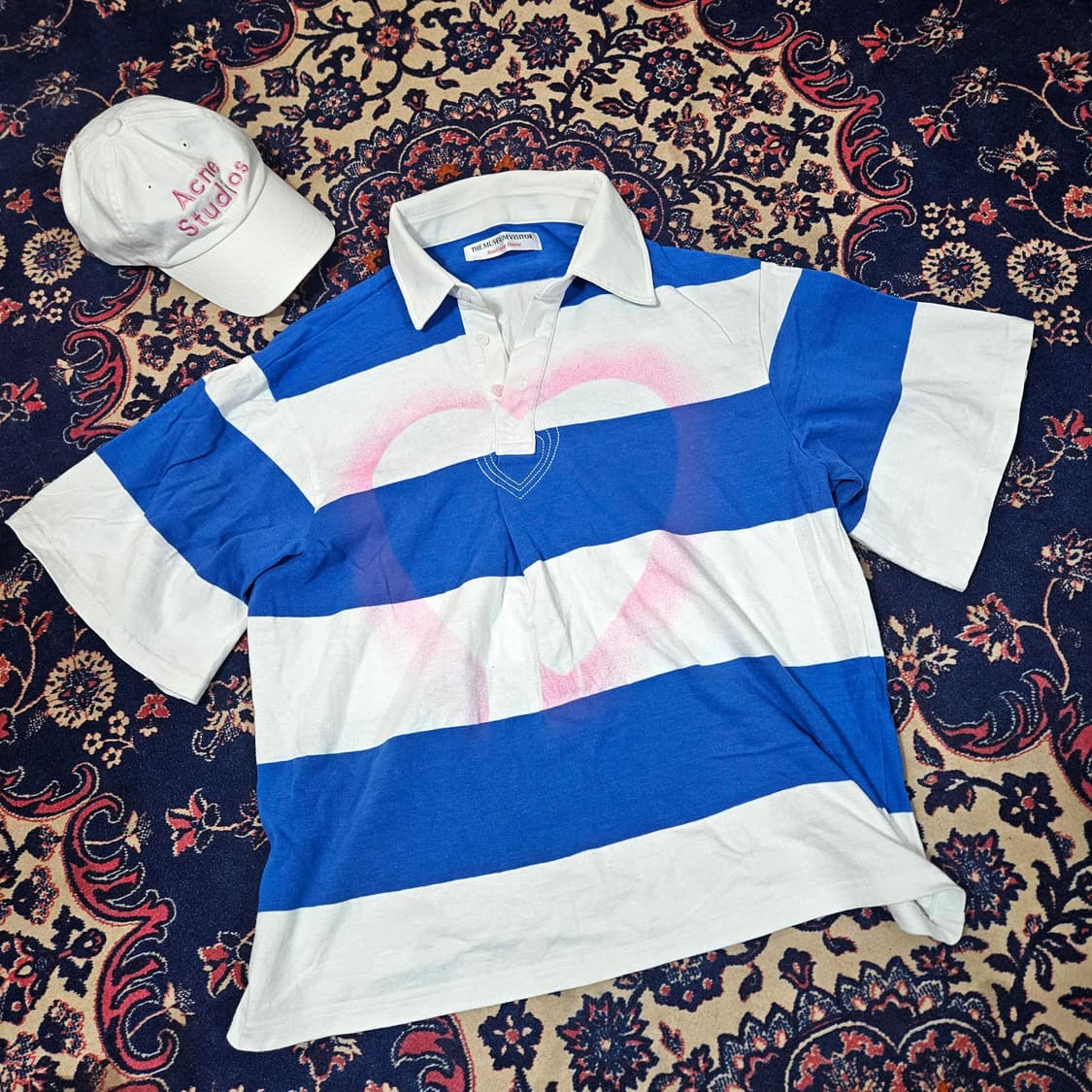 더뮤지엄비지터 하트 스트라이프 박시 카라티셔츠 Free 상품이미지1