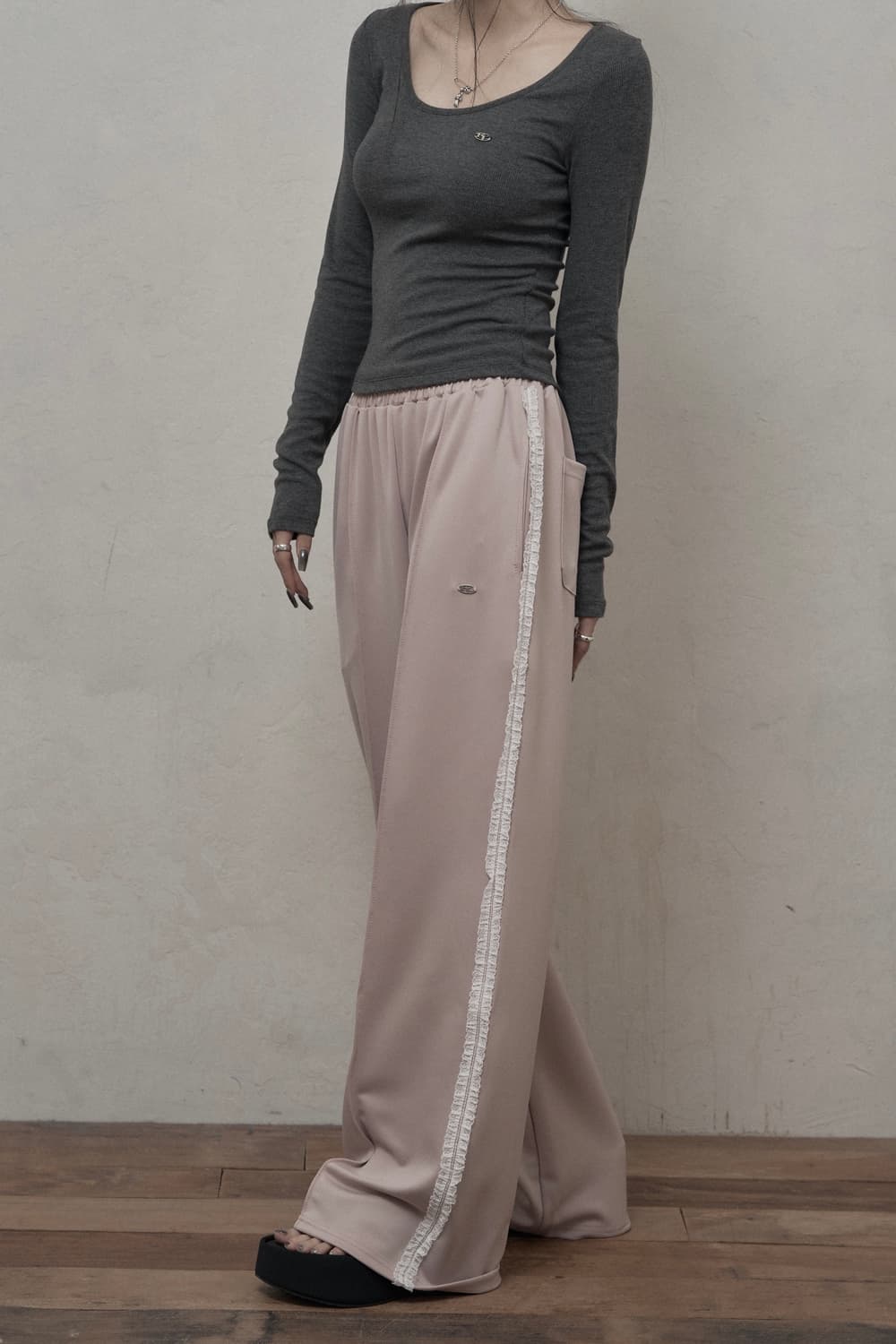 카키포인트 레이스 트랙 팬츠 핑크 상품이미지1