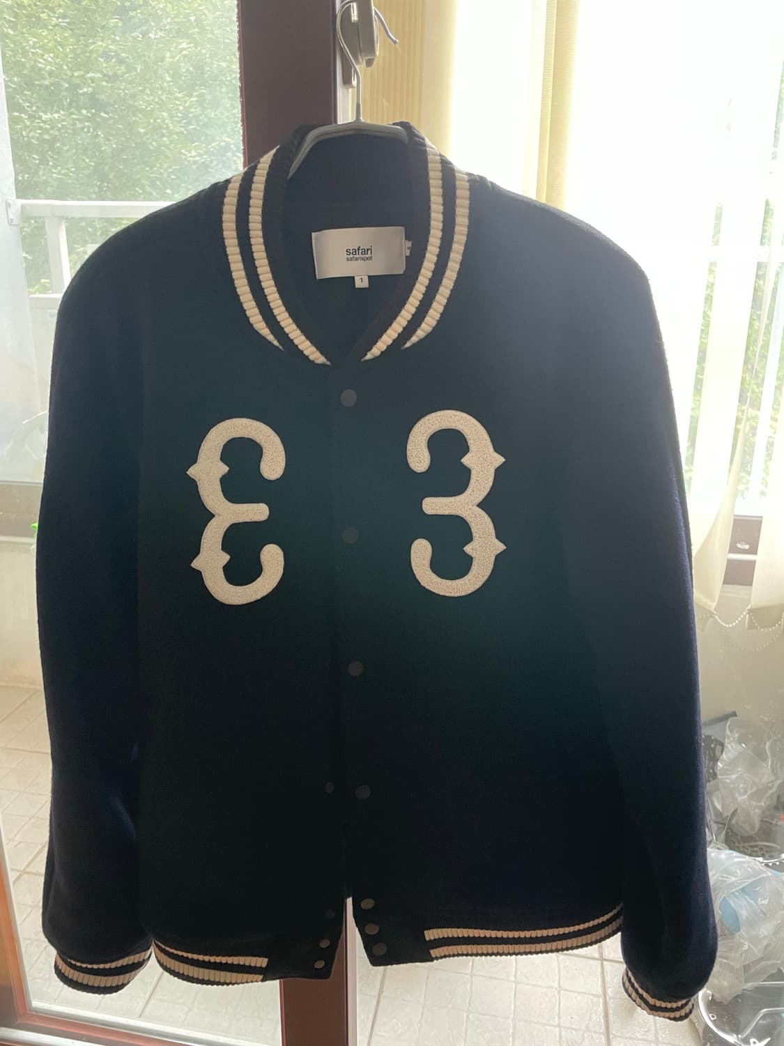 사파리스팟 ARROWS VARSITY JACKET (BLACK/NAVY) 상품이미지4