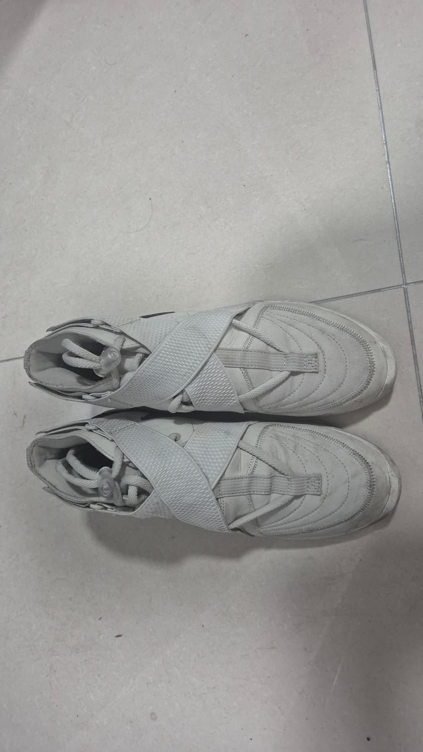 나이키 × 피어오브갓 레이드 라이트본 상품이미지1