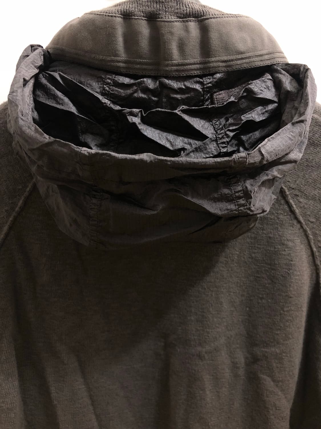 [M] 스톤아일랜드 니트 후드집업 자켓 그레이 상품이미지4