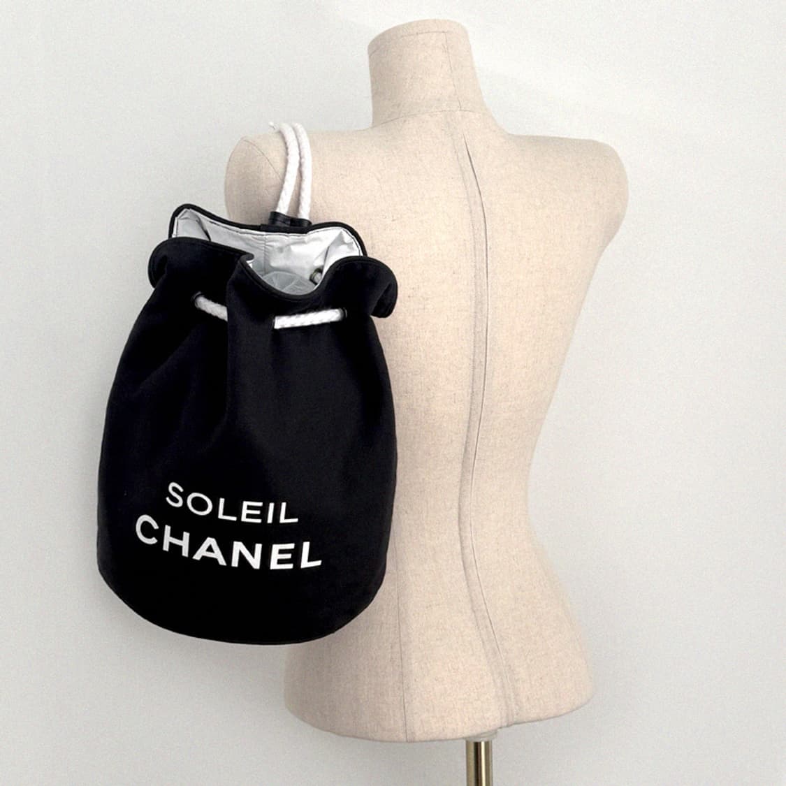 샤넬 스윔 스트링 숄더 백팩 S (블랙핑크 제니 착용) 상품이미지2