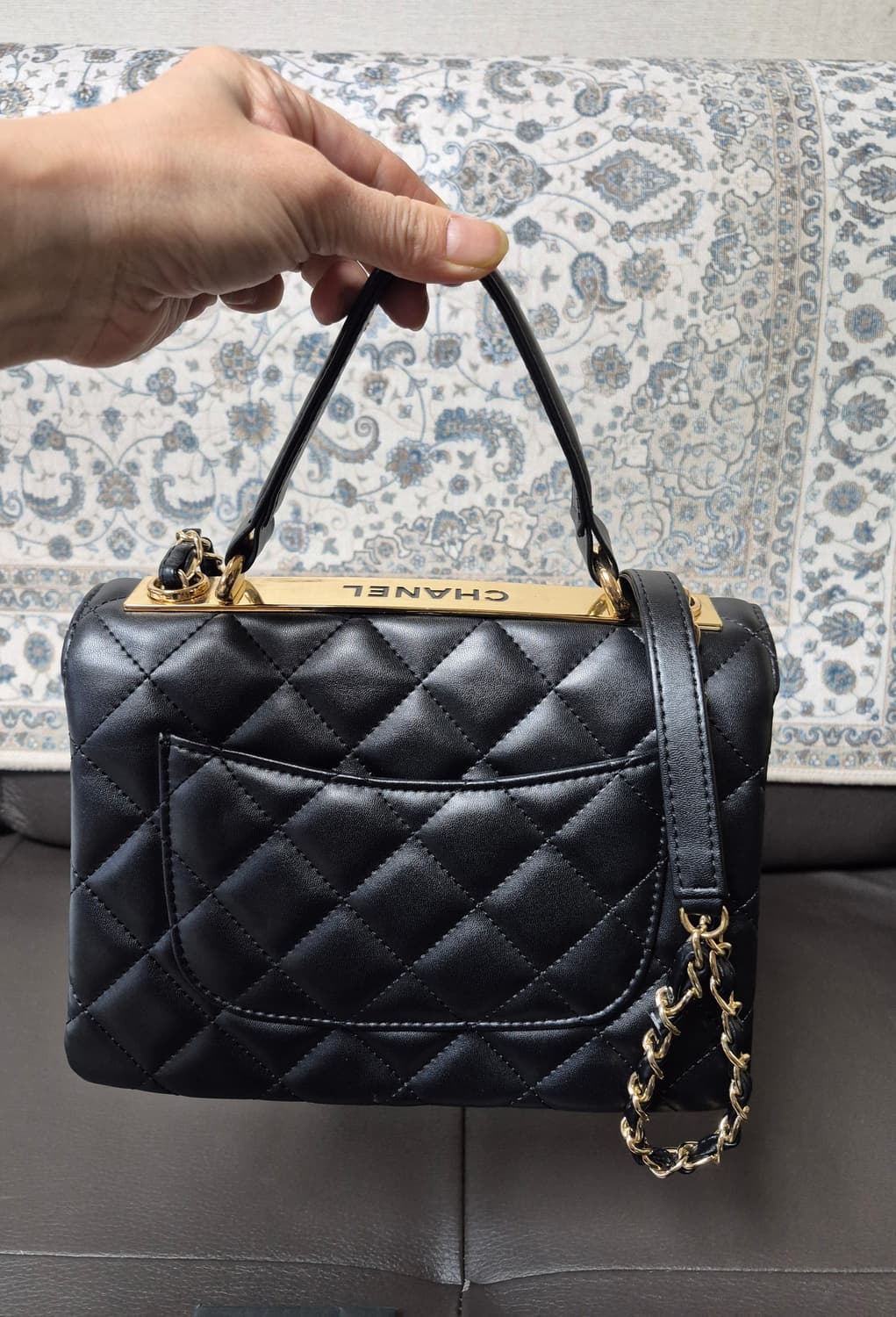 샤넬 숄더백 상품이미지4