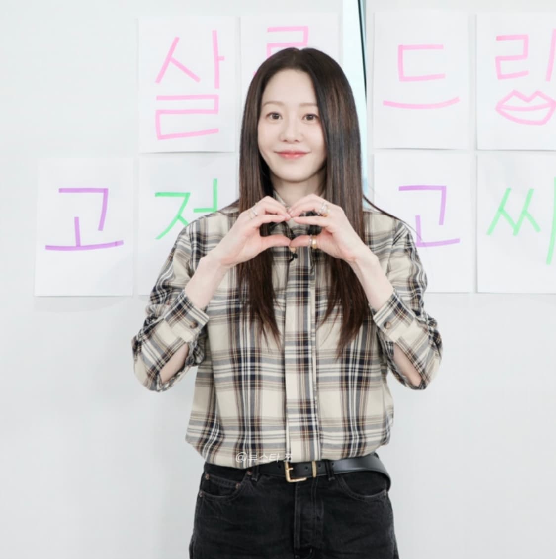 [블랙핑크 로제님 착용] 생로랑 21AW 체크 타이 셔츠 상품이미지1