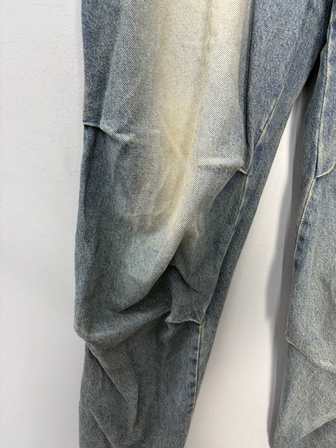 아이오네 컷팅 오버핏 워싱 데님 팬츠 A3444 상품이미지3