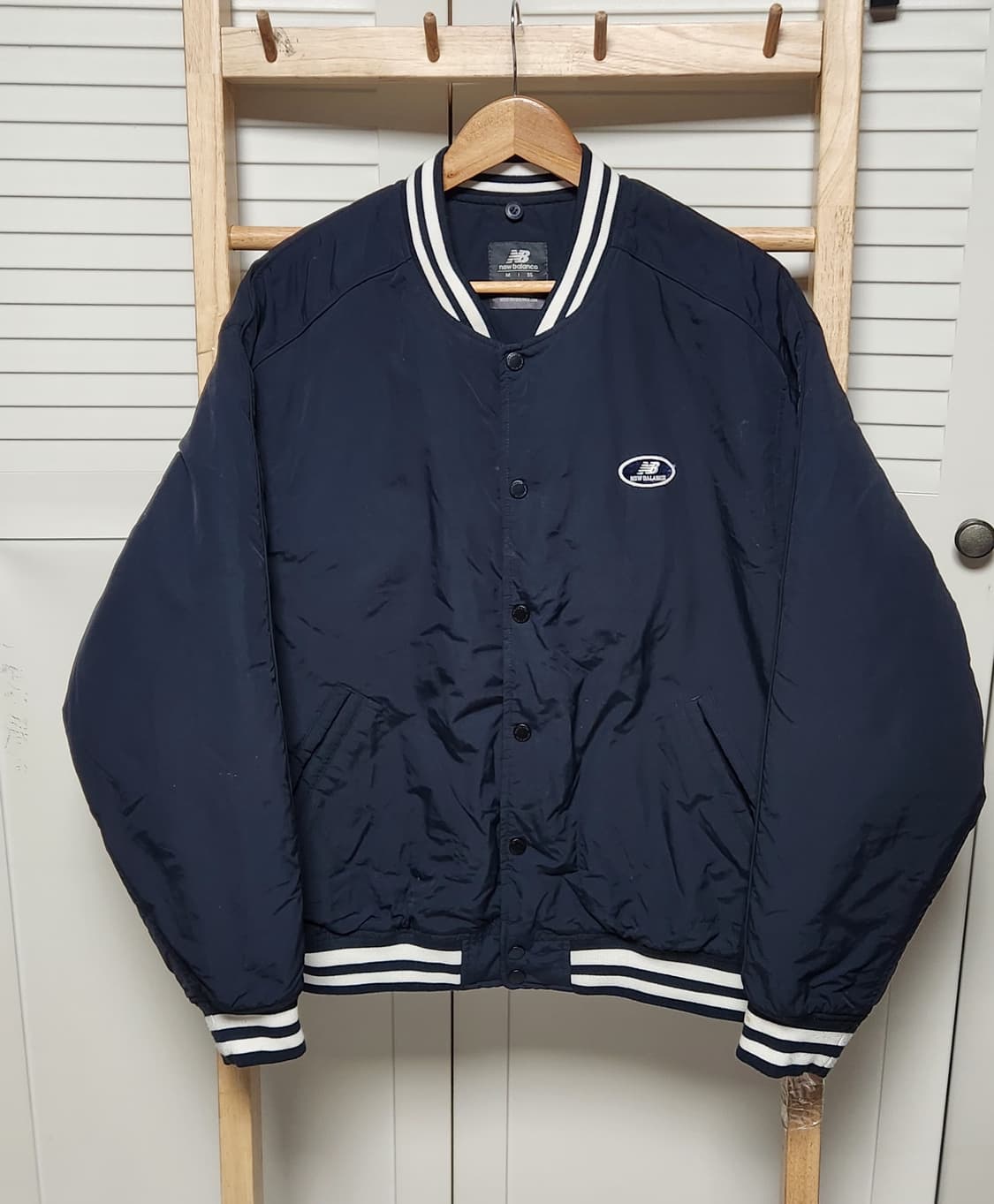 뉴발란스 빅로고 나일론 점퍼 바시티 자켓 상품이미지2