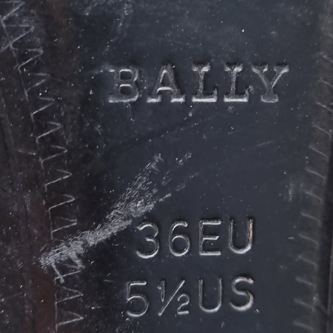 발리 BALLY 블랙 가죽 펌프스힐 235 굽5.5 상품이미지6