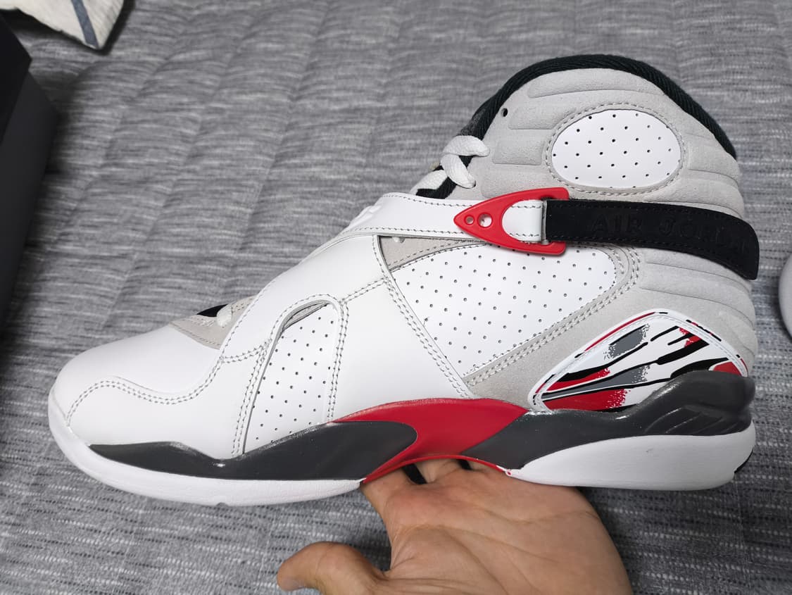 [290] 나이키 조던8 벅스버니 2025 상품이미지5