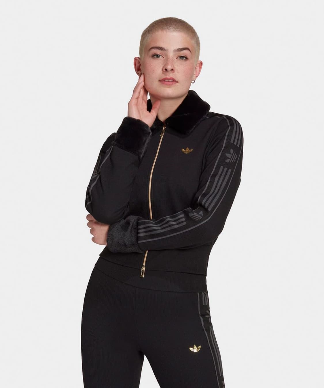 [단종] 아디다스 스키 시크 퍼 재킷 - 블랙 상품이미지4