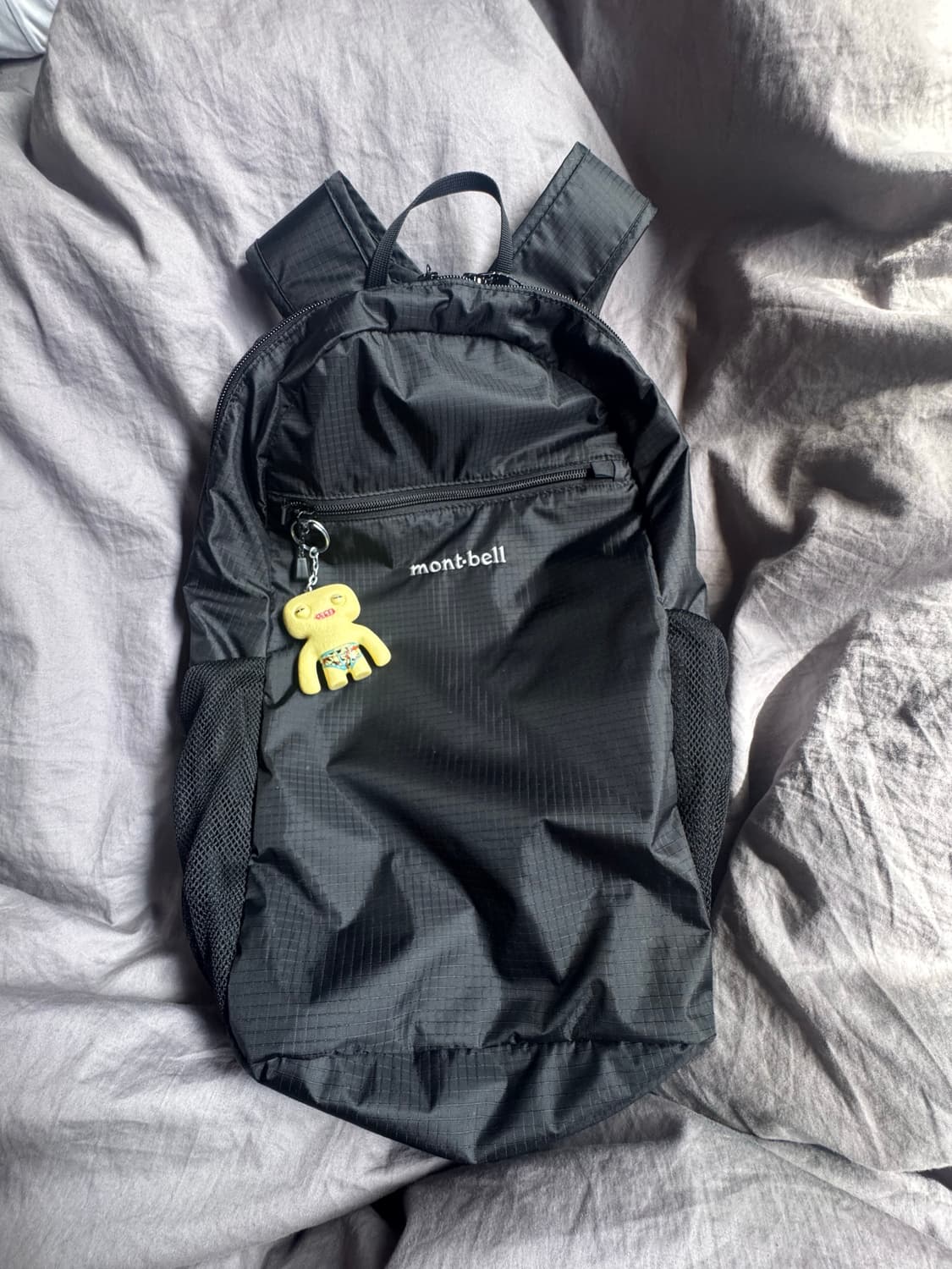 몽벨 포켓터블 라이트 백팩 15 블랙 상품이미지3