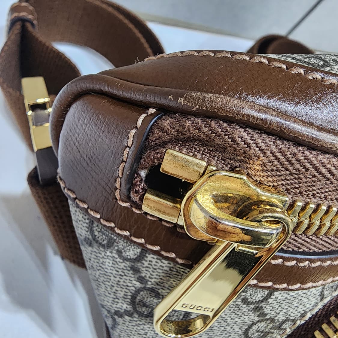 구찌 인터로킹 G 벨트백 크로스가능 상품이미지5