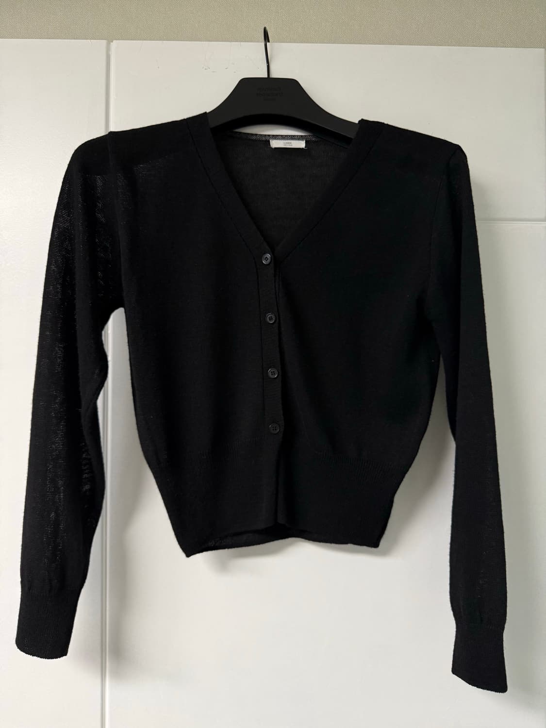 새상품 에이블리 린넨니트 크롭 가디건 상품이미지3