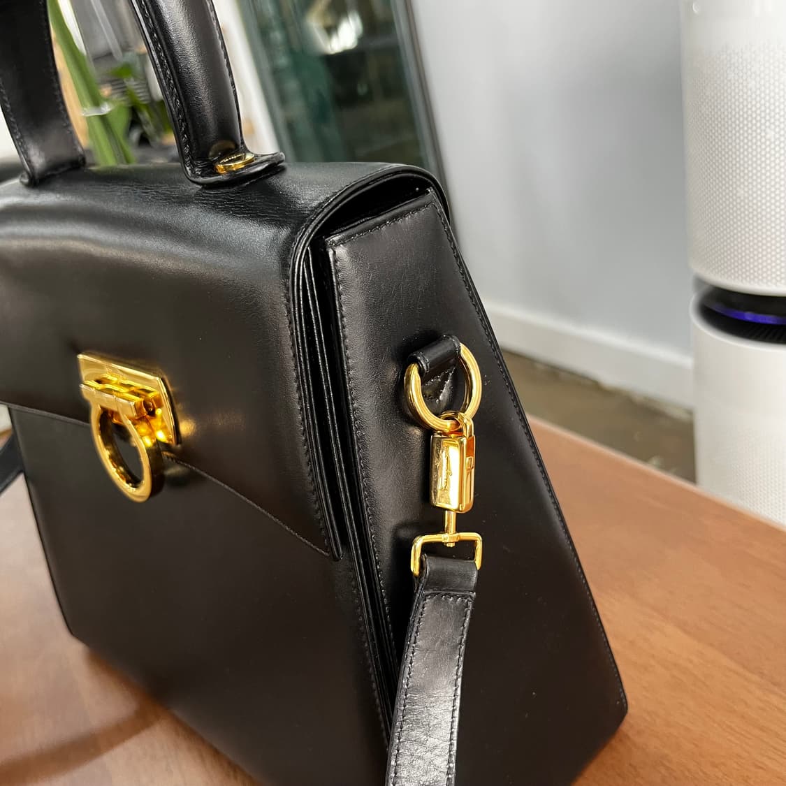 페레가모 켈리백 상품이미지4