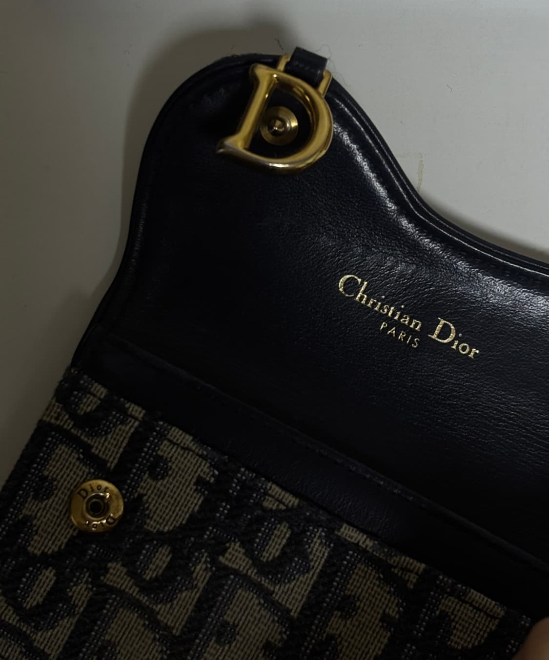 디올 오블리크 새들 카드지갑 상품이미지1