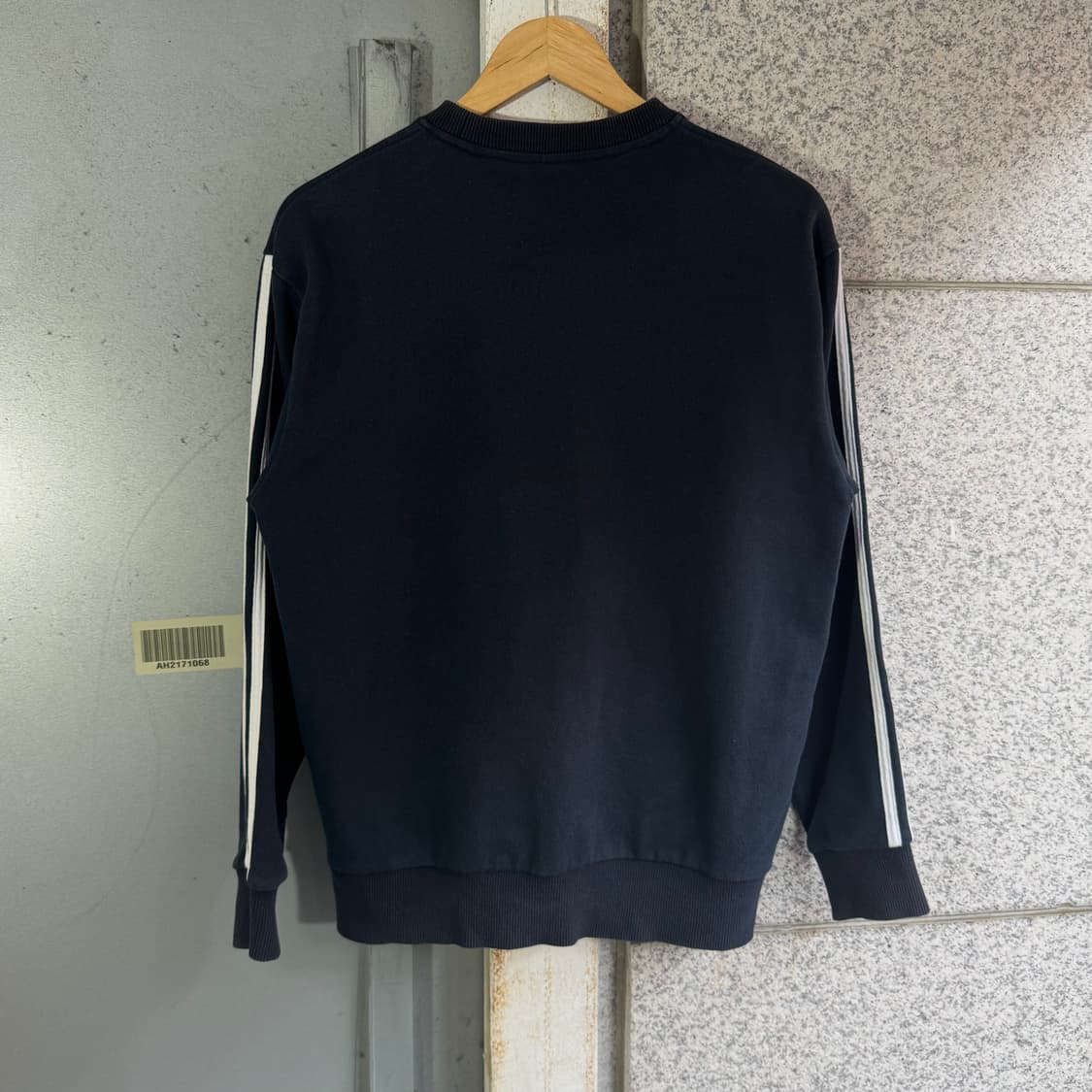 05s 아디다스 레알 마드리드 로고 블럭 맨투맨 상품이미지2