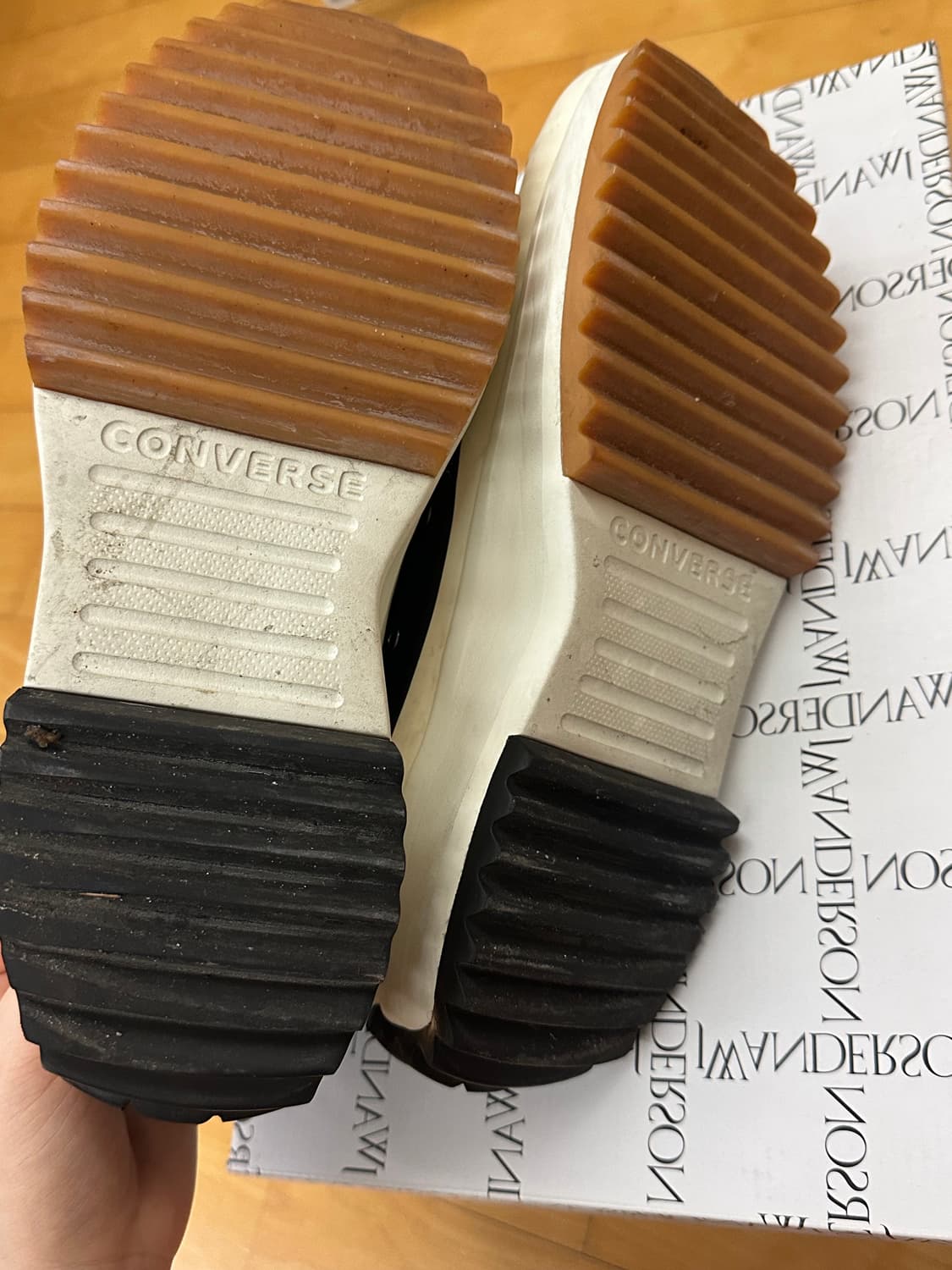 jw 앤더슨 x 컨버스 런스타 하이크 285 상품이미지3