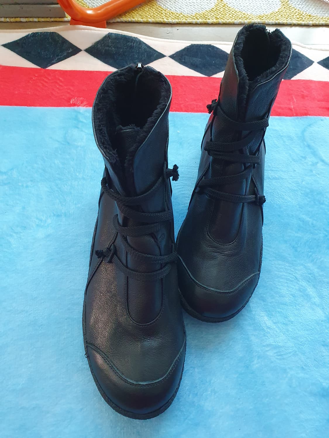 양가죽  퍼 스니커즈 앵글 부츠 240 상품이미지1