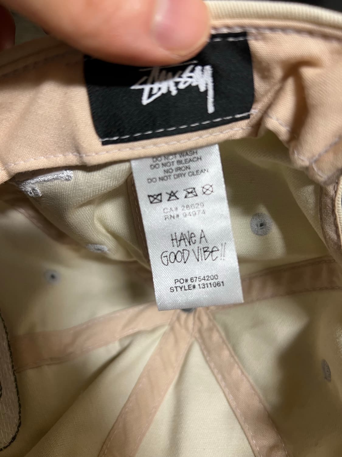 스투시 셔닐 s 볼캡 상품이미지3