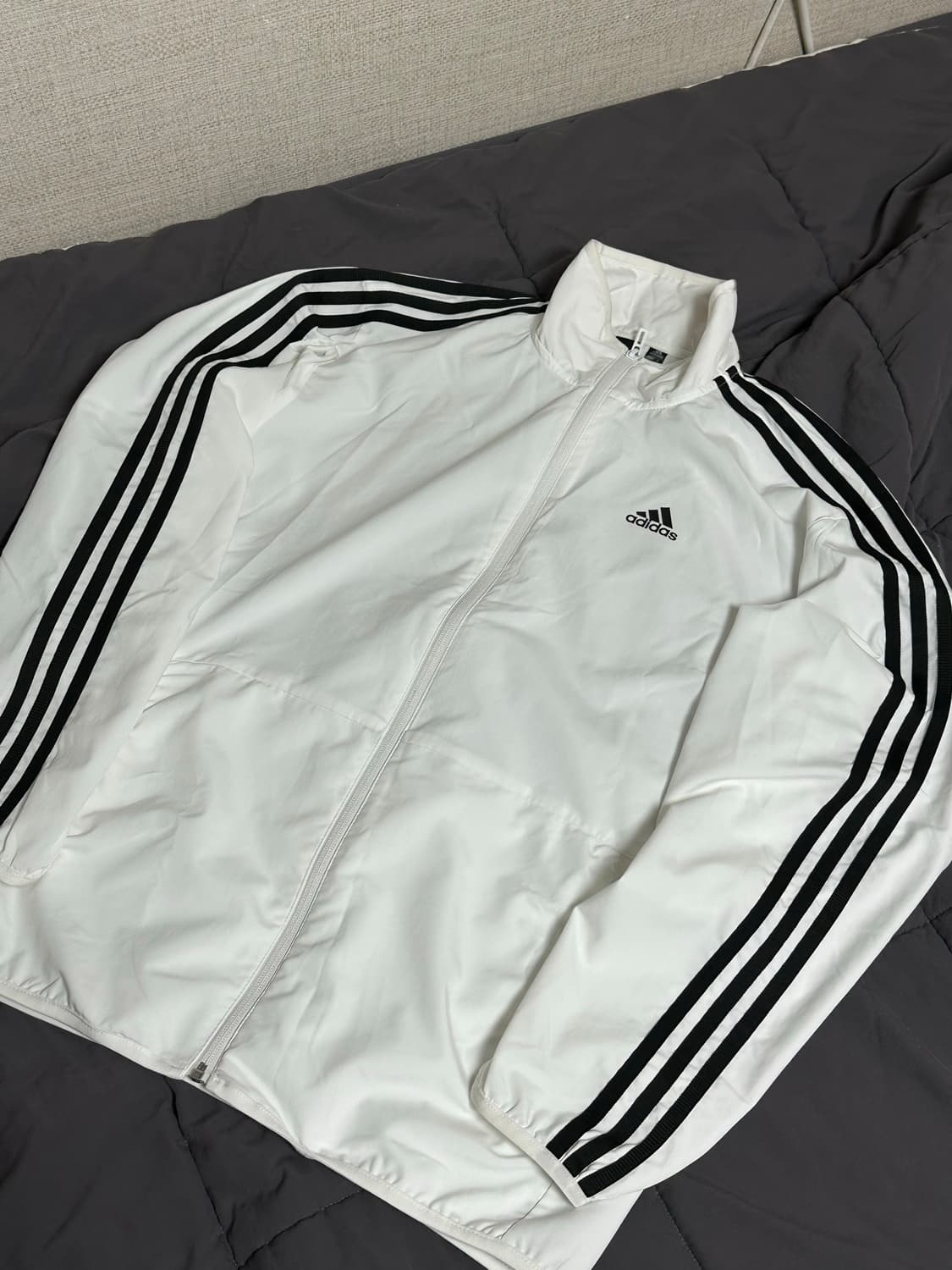 아디다스 화이트 삼선 져지 바람막이 라지   상품이미지1