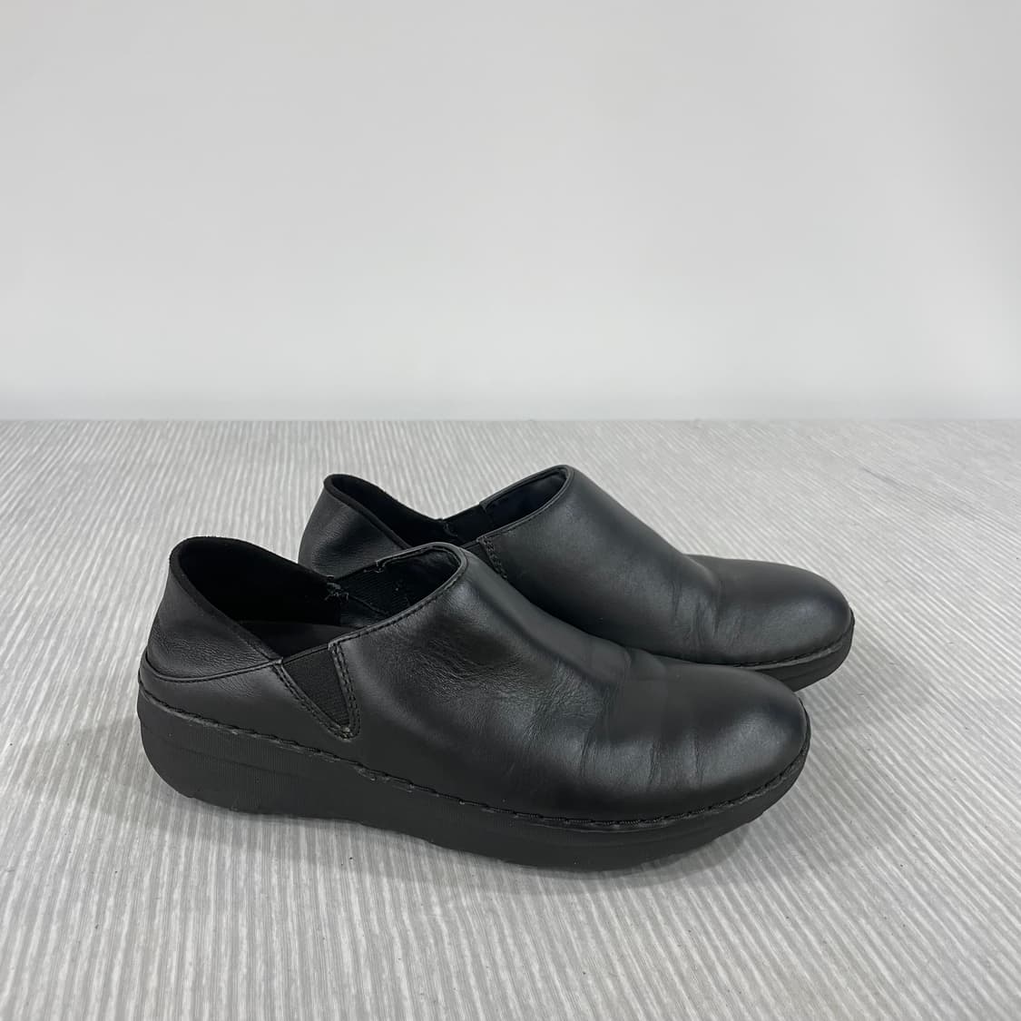 FitFlop 핏플랍 레더 슬립온 슈즈 235mm 상품이미지1