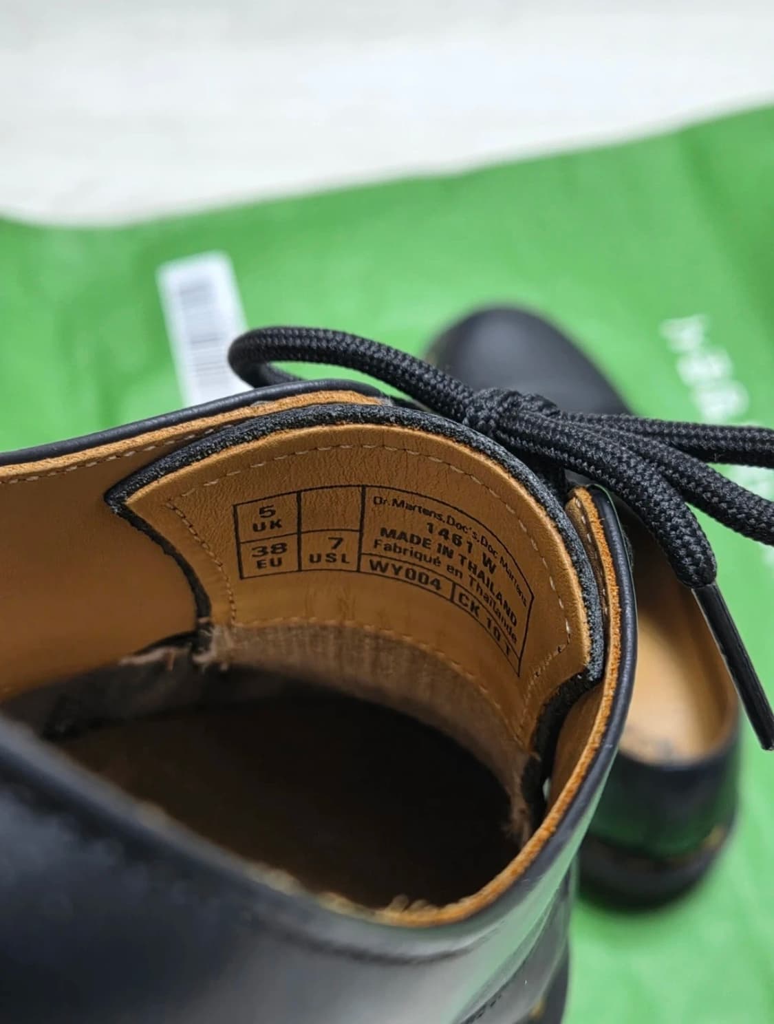 240] 닥터마틴 1461 스무스  상품이미지3