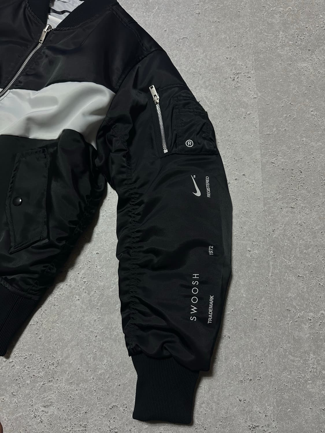 나이키 빅스우시 리버시블 양면 블랙 블루종 자켓 상품이미지3