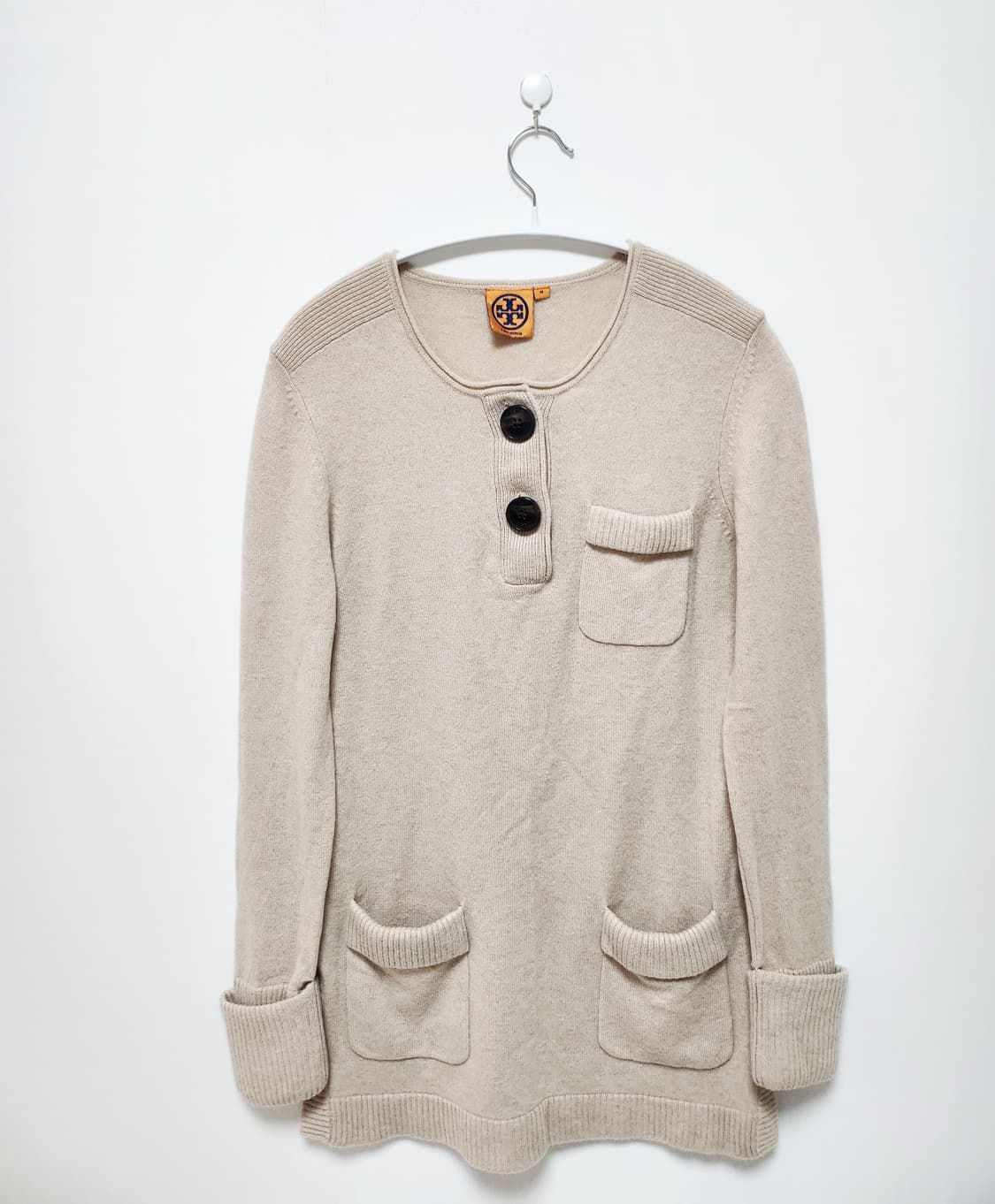 Tory Burch의 베이지색 니트 상품이미지1