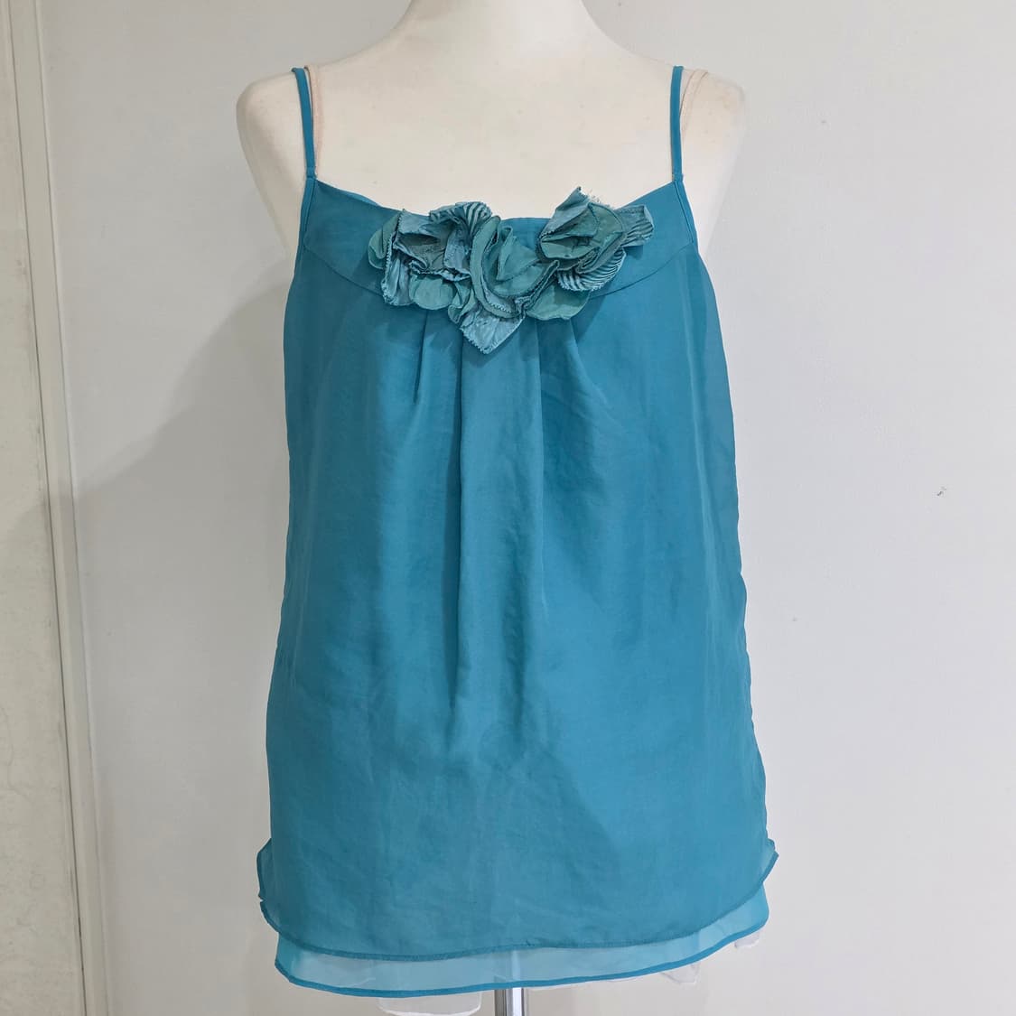 매긴나잇브릿지 민트모리걸 셔링 슬리브리스 상품이미지2