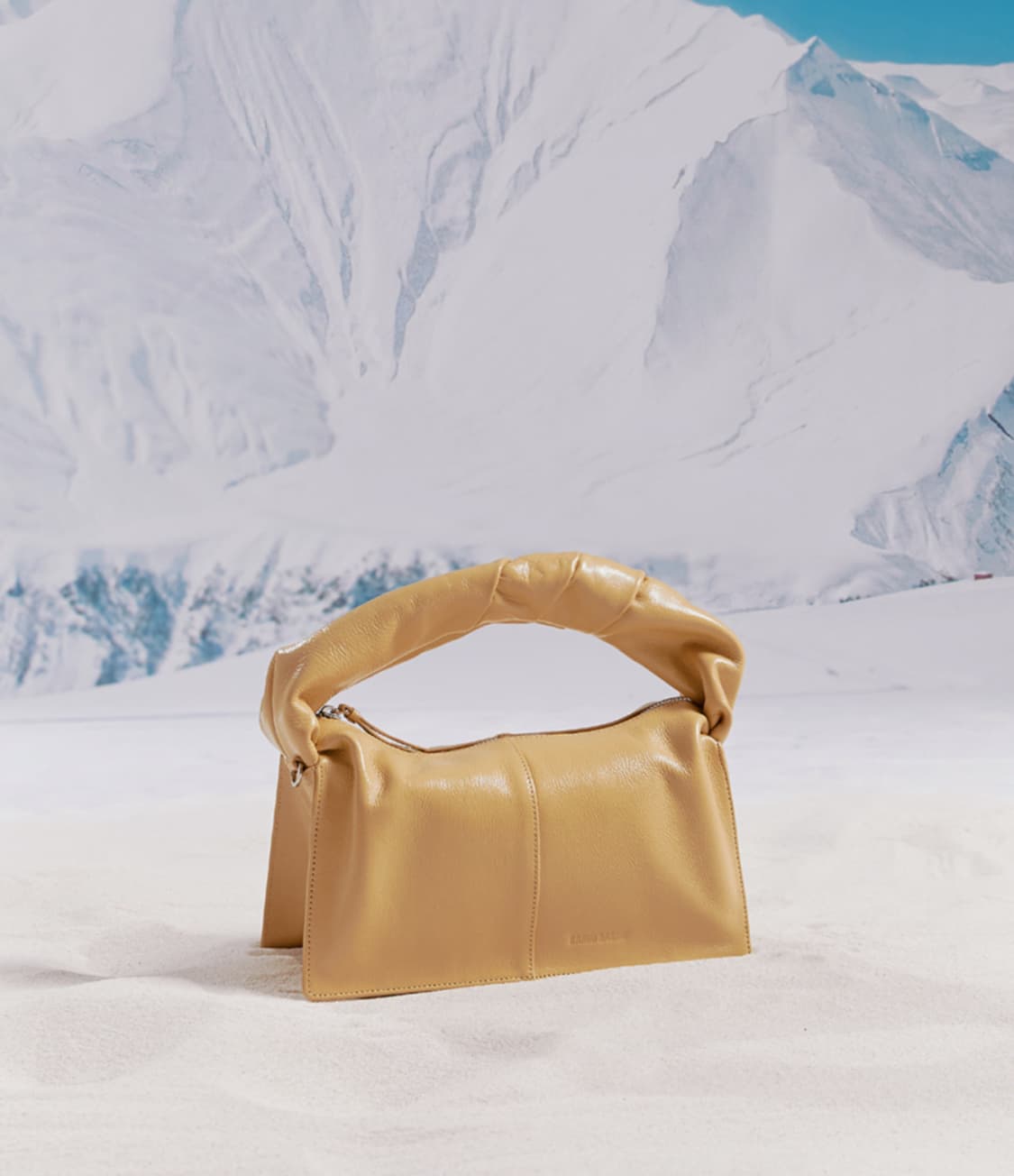 (1회 착용) 카림라시드 소가죽 누비백 상품이미지1