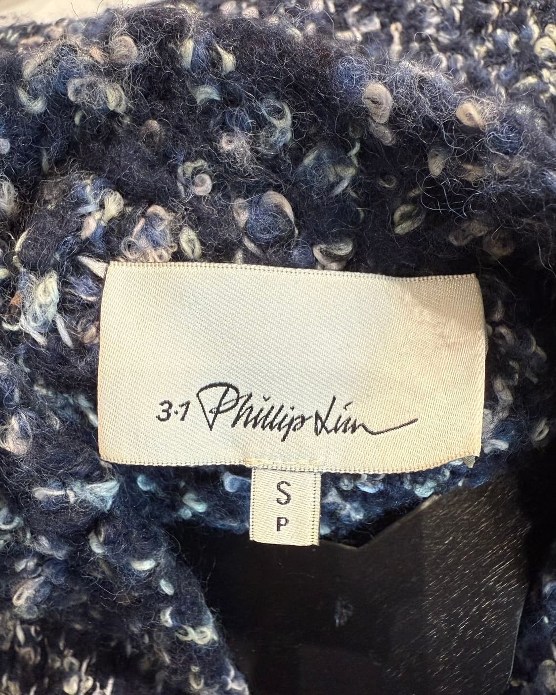 3.1 필립림 네이비 부클레 자카드 모크넥 니트 상품이미지8