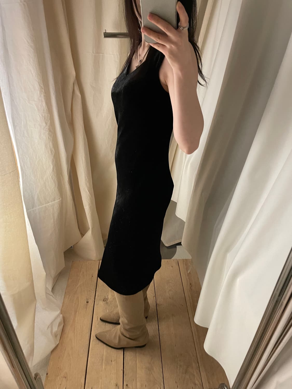 black silver pearl v-neck velvet dress 상품이미지10