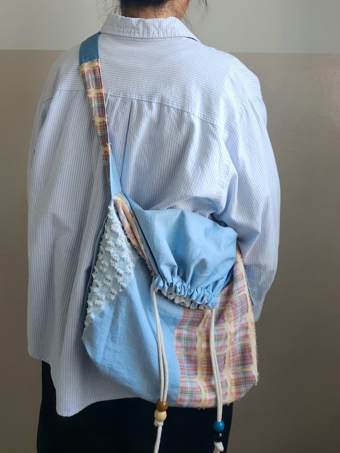 업사이클링 패치워크 스트링 크로스백 휘뚜루마뚜루 가방 상품이미지3