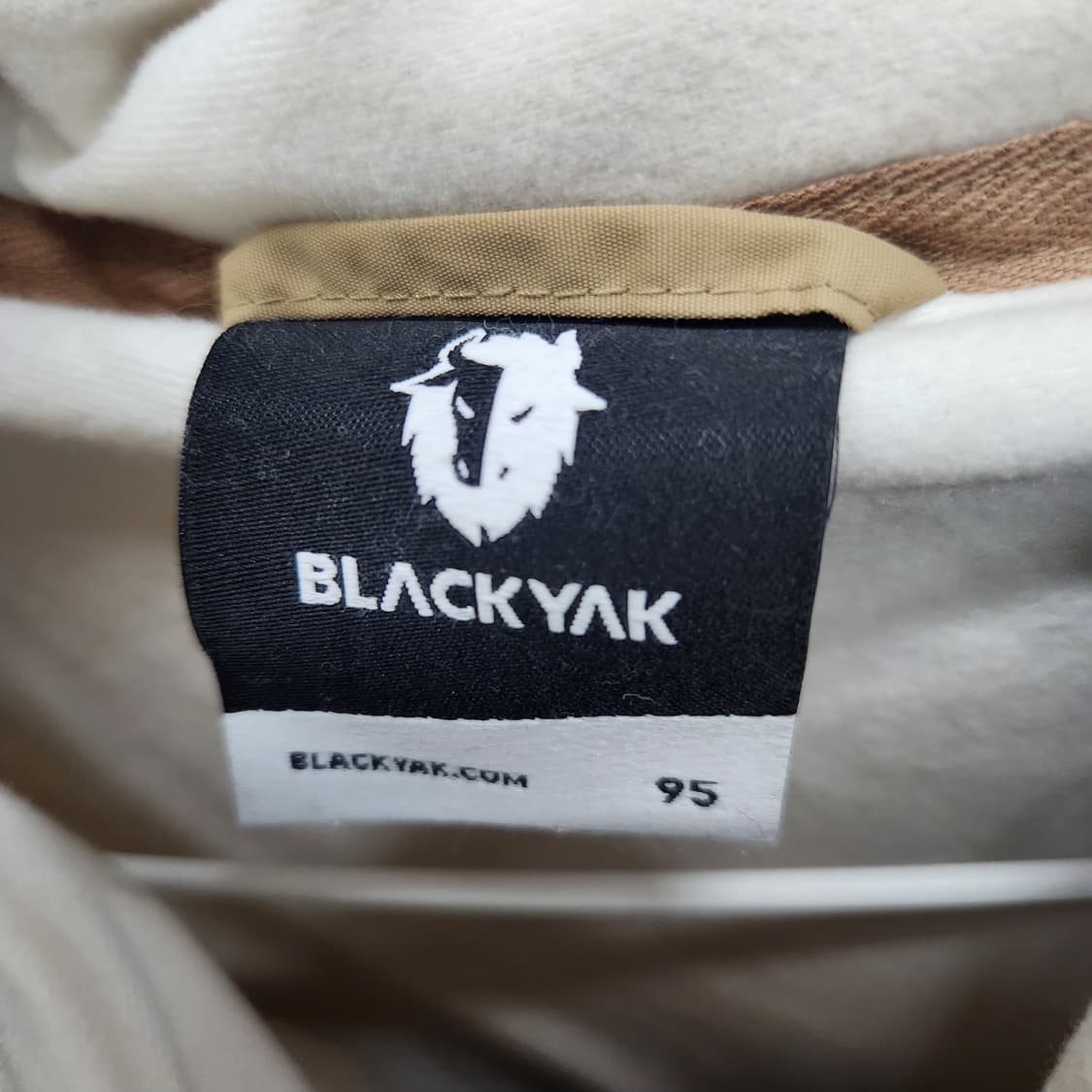 블랙야크 로고와펜 뽀글이 후드집업 95(L) 상품이미지6