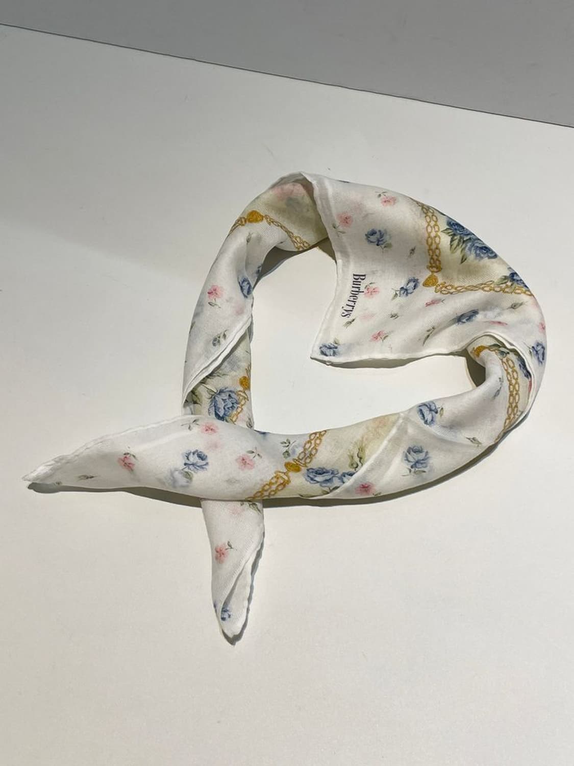 버버리 00s 시그니처 재팬 플라워 쁘띠 반다나 손수건 A1207 상품이미지1